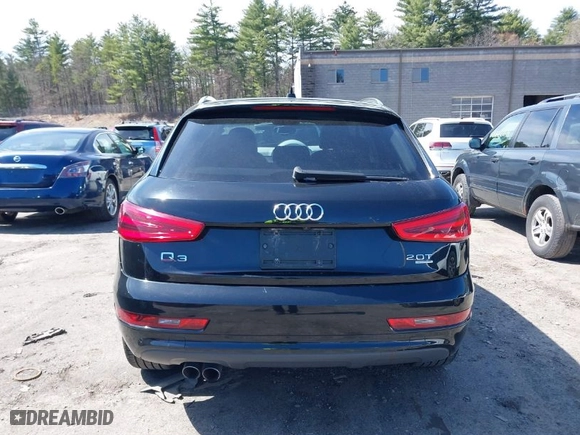 2015 Audi Q3 2.0T Premium Plus with VIN WA1EFCFS8FR008411, listed as a IAAI auction lot 42000959 with 54,840 mi miles. Bid and sale history available at carsss.com. Image 16.