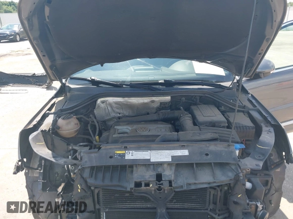 2016 Volkswagen Tiguan SE with VIN WVGAV7AX8GW083822, listed as a IAAI auction lot 42529779 with 65,437 mi miles and . Bid and sale history available at DreamBid. Image 10.