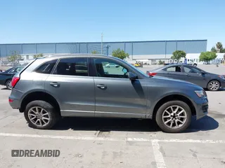 2012 Audi Q5 Premium Plus z VIN WA1LFAFP8CA062745, wystawiony jako IAAI lot #42409442 z przebiegiem 140 159 mil mil oraz . Historia ofert i sprzedaży dostępna na DreamBid. Obrazek 14.