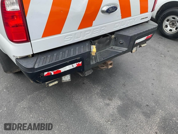 2016 Ford Super Duty F-250 SRW Lariat with VIN 1FT7W2B64GEA52030, listed as a IAAI auction lot 42179076 with 245,553 mi miles. Bid and sale history available at carsss.com. Image 24.