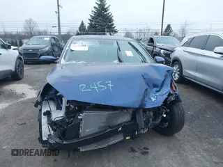 2024 Kia Forte LXS z VIN 3KPF24AD9RE822457, wystawiony jako IAAI lot #41235294 z przebiegiem 5 612 mil mil oraz . Historia ofert i sprzedaży dostępna na DreamBid. Obrazek 12.