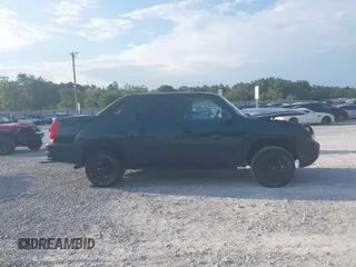 2003 Chevrolet Avalanche with VIN 3GNEC13T93G102820, listed as a IAAI auction lot 42610115 with Not provided miles and . Bid and sale history available at DreamBid. Image 14.