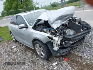 2014 Volkswagen Jetta TDI w/Premium with VIN 3VWLL7AJ8EM413886, listed as a IAAI auction lot 42177218 with 168,011 mi miles and . Bid and sale history available at DreamBid. Image 1.