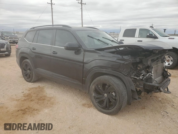 2022 Volkswagen Atlas SE with VIN 1V2JR2CA4NC545102, listed as a Copart auction lot 51954195 with 42,030 mi miles and Clean title. Bid and sale history available at DreamBid. Image 4.