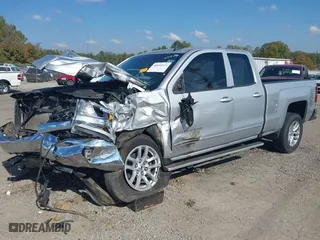 2016 Chevrolet Silverado 1500 LT with VIN 1GCRCREC3GZ119267, listed as a IAAI auction lot 40692574 with 136,704 mi miles. Bid and sale history available at carsss.com. Image 16.