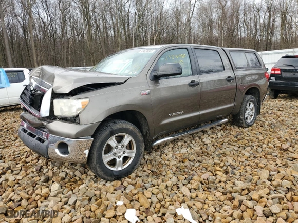 2008 Toyota Tundra 4WD Truck with VIN 5TBDV54148S513921, listed as a Copart auction lot 49838085 with 264,520 mi miles and Salvage Title. Bid and sale history available at carsss.com. Image 1.