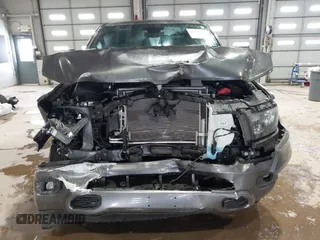2022 Ram 1500 Big Horn with VIN 1C6RRFFG5NN327726, listed as a IAAI auction lot 41542861 with 26,542 mi miles and . Bid and sale history available at DreamBid. Image 6.