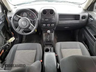 2014 Jeep Patriot Latitude with VIN 1C4NJRFB2ED718259, listed as a Copart auction lot 58095825 with 116,665 mi miles and Salvage title. Bid and sale history available at DreamBid. Image 8.