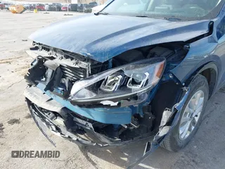 2020 Ford Escape SE z VIN 1FMCU9G68LUC31480, wystawiony jako IAAI lot #41780930 z przebiegiem 45 494 mil mil oraz . Historia ofert i sprzedaży dostępna na DreamBid. Obrazek 6.