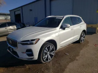 2022 Volvo XC60 Recharge Plug-In Hybrid Inscription with VIN YV4BR0DL9N1962007, listed as a Copart auction lot 46642625 with 46,517 mi miles and Salvage Title. Bid and sale history available at carsss.com. Image 1.