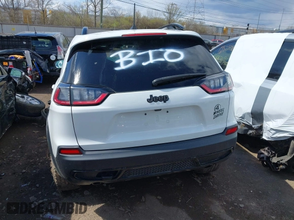 2022 Jeep Cherokee X with VIN 1C4PJMCX1ND552845, listed as a IAAI auction lot 41877665 with Not provided miles and . Bid and sale history available at DreamBid. Image 16.