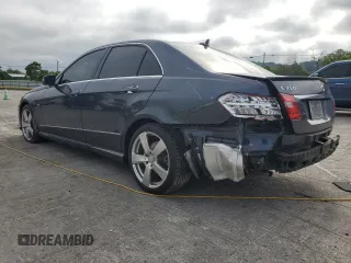 2012 Mercedes-Benz E 350 Luxury с VIN WDDHF5KB9CA575134, выставлен на аукционе Copart как лот 61008665 с пробегом 87 943 миль миль и Списание • Salvage title. История ставок и продаж доступна на DreamBid. Изображение 2.