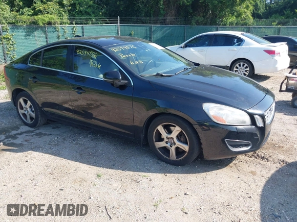2012 Volvo S60 T5 with VIN YV1622FS4C2109850, listed as a IAAI auction lot 42594576 with 167,546 mi miles and . Bid and sale history available at DreamBid. Image 1.