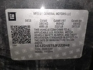 2018 Chevrolet Malibu LT z VIN 1G1ZD5ST5JF223948, wystawiony jako IAAI lot #42248560 z przebiegiem 75 643 mil mil oraz . Historia ofert i sprzedaży dostępna na DreamBid. Obrazek 9.