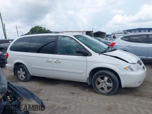 2006 Dodge Grand Caravan SXT z VIN 2D4GP44L56R908659, wystawiony jako IAAI lot #42382993 z przebiegiem 141 088 mil mil oraz . Historia ofert i sprzedaży dostępna na DreamBid. Obrazek 13.
