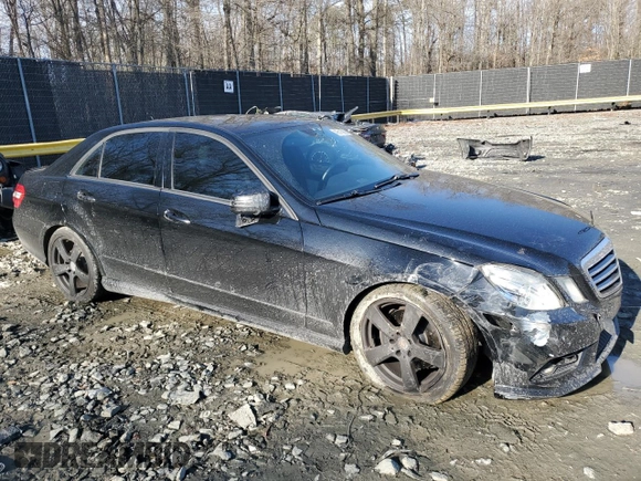 2011 Mercedes-Benz E 350 Luxury with VIN WDDHF8HB5BA457749, listed as a Copart auction lot 43515905 with 135,399 mi miles and Salvage Title. Bid and sale history available at DreamBid. Image 4.