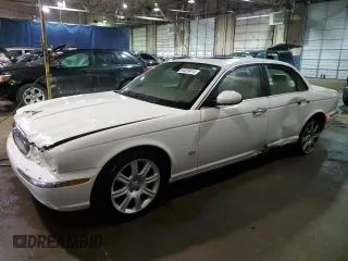 2006 Jaguar XJ with VIN SAJWA71B26SG50496, listed as a Copart auction lot 84859414 with 179,314 mi miles and Clean Title. Bid and sale history available at carsss.com. Image 1.