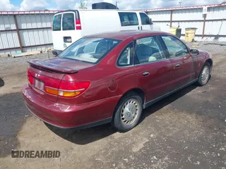 2002 Saturn LS z VIN 1G8JS54F32Y553105, wystawiony jako IAAI lot #42237383 z przebiegiem 107 385 mil mil oraz . Historia ofert i sprzedaży dostępna na DreamBid. Obrazek 4.