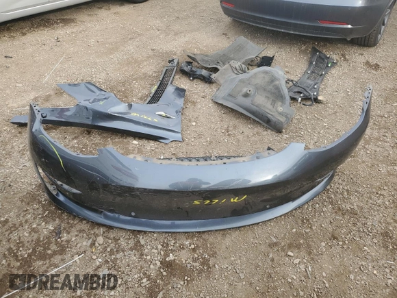 2018 Tesla Model 3 Long Range Battery z VIN 5YJ3E1EB3JF103804, wystawiony jako Copart lot #83752134 z przebiegiem 128 507 mil mil oraz Szkoda całkowita • Salvage title. Historia ofert i sprzedaży dostępna na DreamBid. Obrazek 12.
