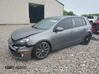 2011 Volkswagen GTI z VIN WVWGV7AJ3BW151334, wystawiony jako Copart lot #56526895 z przebiegiem 105 629 mil mil oraz Szkoda całkowita • Salvage title. Historia ofert i sprzedaży dostępna na DreamBid. Obrazek 1.