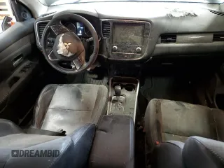 2020 Mitsubishi Outlander ES z VIN JA4AZ3A35LZ017231, wystawiony jako Copart lot #57360935 z przebiegiem 99 836 mil mil oraz Czysty tytuł • Clean title. Historia ofert i sprzedaży dostępna na DreamBid. Obrazek 8.