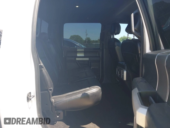 2015 Ford F-150 XL z VIN 1FTEW1CG7FKD33862, wystawiony jako IAAI lot #42203904 z przebiegiem 212 808 mil mil oraz . Historia ofert i sprzedaży dostępna na DreamBid. Obrazek 8.