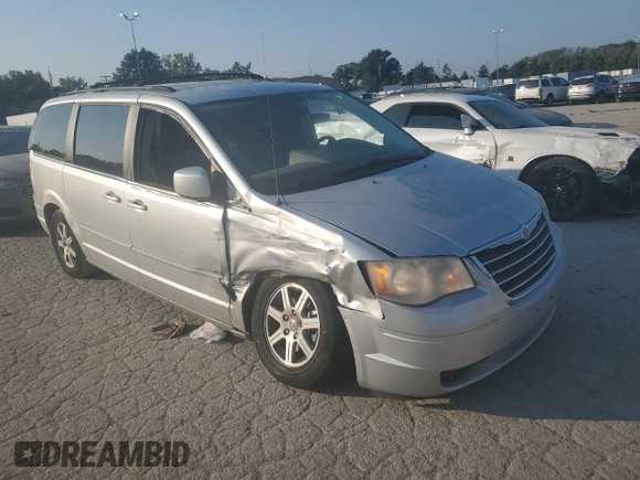 2008 Chrysler Town & Country Touring with VIN 2A8HR54P08R612643, listed as a Copart auction lot 53946595 with 95,010 mi miles and Non Repairable. Bid and sale history available at DreamBid. Image 4.