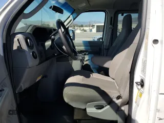 2014 Ford Econoline Passenger XL с VIN 1FBSS3BL4EDA85358, выставлен на аукционе Copart как лот 62875725 с пробегом 156 816 миль миль и Списание • Salvage title. История ставок и продаж доступна на DreamBid. Изображение 7.