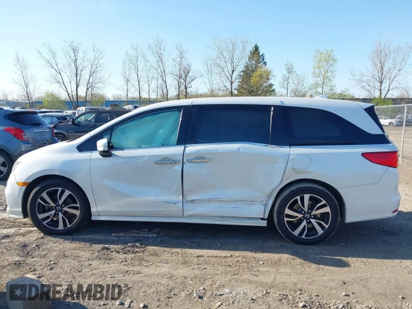 2020 Honda Odyssey Elite with VIN 5FNRL6H92LB014671, listed as a IAAI auction lot 42110389 with 104,180 mi miles and . Bid and sale history available at DreamBid. Image 14.