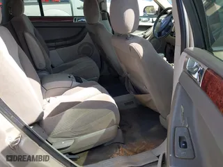 2005 Chrysler Pacifica Touring with VIN 2C4GM68435R386939, listed as a IAAI auction lot 40044825 with 302,984 mi miles. Bid and sale history available at carsss.com. Image 8.
