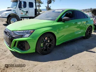 2024 Audi RS 3 z VIN WUAG4DGY9RA900847, wystawiony jako Copart lot #67999104 z przebiegiem 4017 mil mil oraz Szkody całkowita. Historia ofert i sprzedaży dostępna na DreamBid. Obrazek 1.