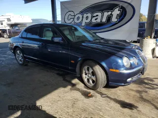 2002 Jaguar S-Type V6 z VIN SAJDA01N92FM22309, wystawiony jako Copart lot #56733435 z przebiegiem 33 224 mil mil oraz Tytuł czysty. Historia ofert i sprzedaży dostępna na DreamBid. Obrazek 4.
