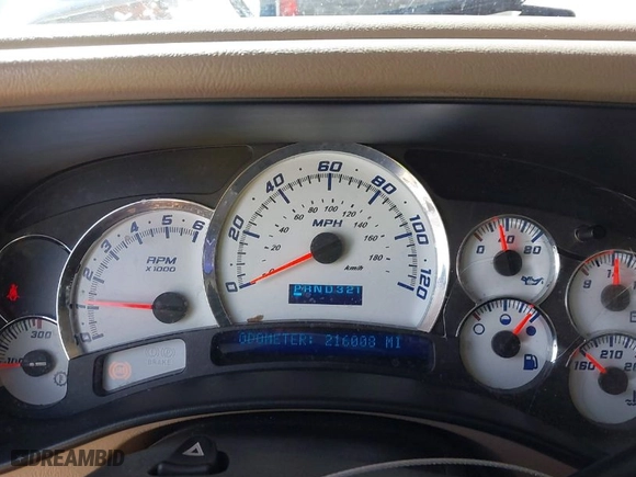 2005 Chevrolet Silverado 1500 LS with VIN 2GCEK13T151233103, listed as a IAAI auction lot 41656738 with 216,008 mi miles. Bid and sale history available at carsss.com. Image 7.