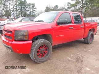 2011 Chevrolet Silverado 1500 with VIN 3GCPCPEA3BG174921, listed as a IAAI auction lot 41714566 with 180,806 mi miles and . Bid and sale history available at DreamBid. Image 17.