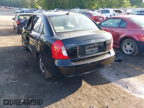2010 Hyundai Accent GLS z VIN KMHCN4AC5AU410040, wystawiony jako IAAI lot #42178746 z przebiegiem 113 396 mil mil oraz . Historia ofert i sprzedaży dostępna na DreamBid. Obrazek 3.