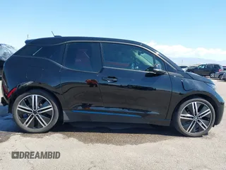 2017 BMW i3 z VIN WBY1Z8C30HV893766, wystawiony jako IAAI lot #42183288 z przebiegiem 60 514 mil mil oraz . Historia ofert i sprzedaży dostępna na DreamBid. Obrazek 14.