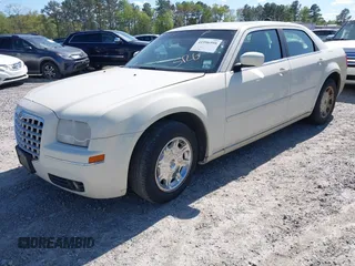 2005 Chrysler 300 Touring with VIN 2C3AA53G45H552972, listed as a IAAI auction lot 41996998 with 297,276 mi miles and . Bid and sale history available at DreamBid. Image 17.