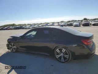 2019 BMW 7 Series 740i with VIN WBA7E2C58KB217108, listed as a Copart auction lot 70862103 with 0 mi miles. Bid and sale history available at carsss.com. Image 2.