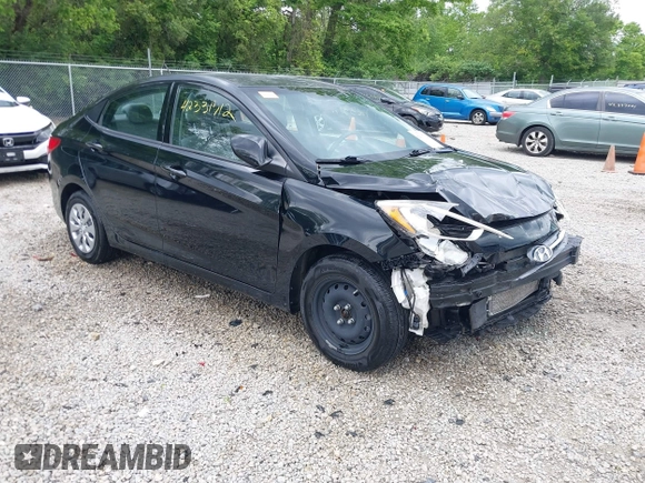 2017 Hyundai Accent SE z VIN KMHCT4AE7HU363918, wystawiony jako IAAI lot #42331712 z przebiegiem 85 123 mil mil oraz . Historia ofert i sprzedaży dostępna na DreamBid. Obrazek 1.