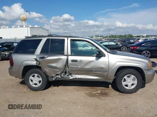 2003 Chevrolet TrailBlazer LS with VIN 1GNDS13S732225286, listed as a IAAI auction lot 42091982 with 283,517 mi miles. Bid and sale history available at carsss.com. Image 13.