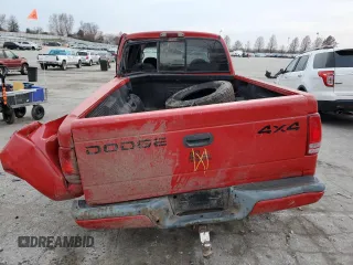 2002 Dodge Dakota Sport with VIN 1B7HG38N92S639985, listed as a Copart auction lot 86164664 with 218,040 mi miles and Salvage Title. Bid and sale history available at carsss.com. Image 6.