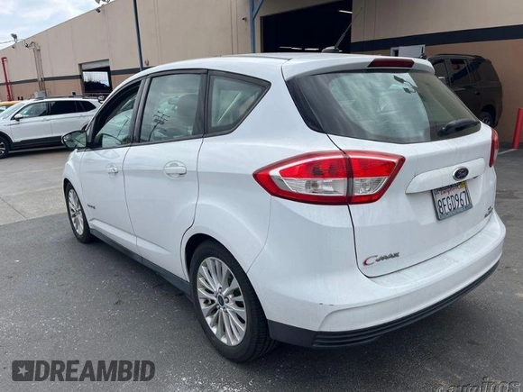 2018 Ford C-Max SE with VIN 1FADP5AU3JL104662, listed as a IAAI auction lot 42110393 with 94,688 mi miles. Bid and sale history available at carsss.com. Image 1.