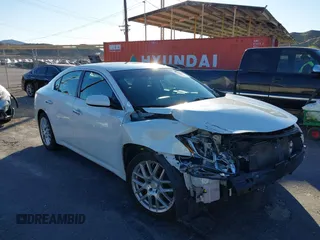 2014 Nissan Maxima S z VIN 1N4AA5AP5EC457697, wystawiony jako IAAI lot #41605085 z przebiegiem Nie podano mil oraz . Historia ofert i sprzedaży dostępna na DreamBid. Obrazek 1.