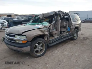 2004 Chevrolet Suburban LS with VIN 1GNEC16Z54J113586, listed as a IAAI auction lot 41265260 with 1 mi miles. Bid and sale history available at carsss.com. Image 2.