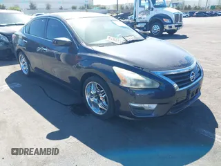 2014 Nissan Altima S z VIN 1N4AL3AP8EN248666, wystawiony jako IAAI lot #41855942 z przebiegiem 127 697 mil mil oraz . Historia ofert i sprzedaży dostępna na DreamBid. Obrazek 1.