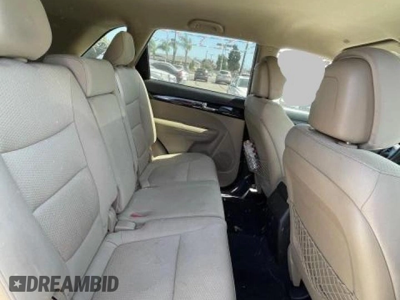 2012 Kia Sorento LX with VIN 5XYKT3A10CG304310, listed as a Copart auction lot 47502945 with 170,280 mi miles and Clean Title. Bid and sale history available at DreamBid. Image 6.
