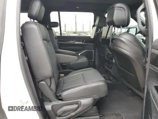 2022 Jeep Wagoneer Series II with VIN 1C4SJVBT2NS104351, listed as a Copart auction lot 55241665 with 31,971 mi miles and Salvage Title. Bid and sale history available at carsss.com. Image 11.