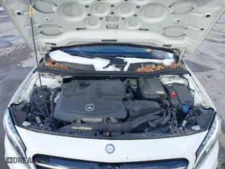 2015 Mercedes-Benz GLA-Class GLA 250 with VIN WDCTG4GB2FJ037944, listed as a IAAI auction lot 41417519 with 46,817 mi miles. Bid and sale history available at carsss.com. Image 10.