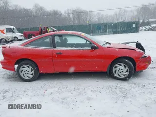 1999 Chevrolet Cavalier z VIN 1G1JC1240X7160505, wystawiony jako IAAI lot #41231481 z przebiegiem 151 999 mil mil oraz . Historia ofert i sprzedaży dostępna na DreamBid. Obrazek 13.