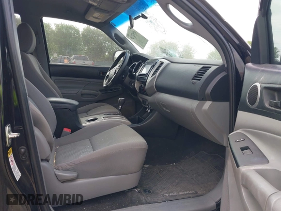 2014 Toyota Tacoma PreRunner with VIN 3TMJU4GN9EM157662, listed as a IAAI auction lot 41952359 with 109,002 mi miles and . Bid and sale history available at DreamBid. Image 5.